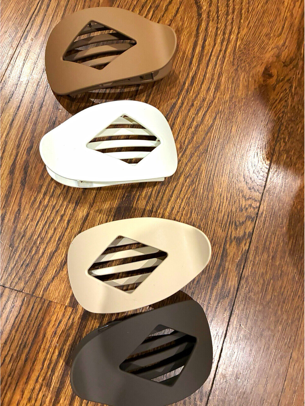 Lot of 4 Solid Plastic Hair Claw Clips Multicolor Brown White Beige Black